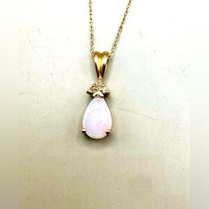 14k Yellow Gold Opal And Diamond Pendant Necklace